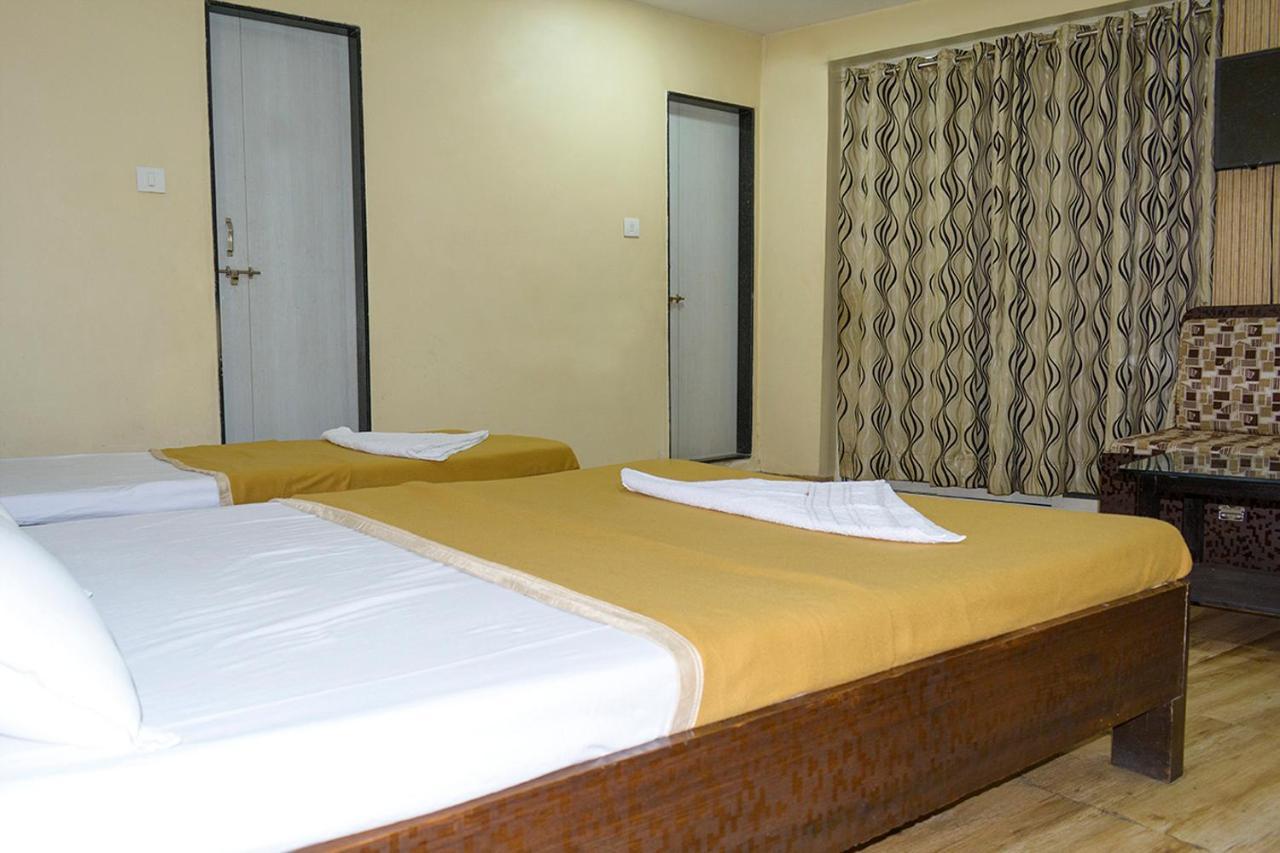 Hotel Mukesh Residency Pune Exterior foto